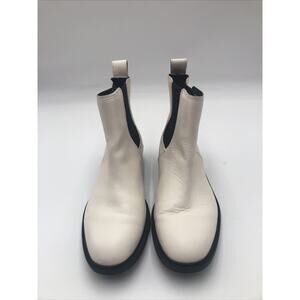 UGG White Leather Boots Women’s Size US 9.5/EU 40.5 READ